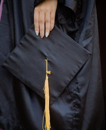 Купить диплом в Москве с занесением в реестр быстро